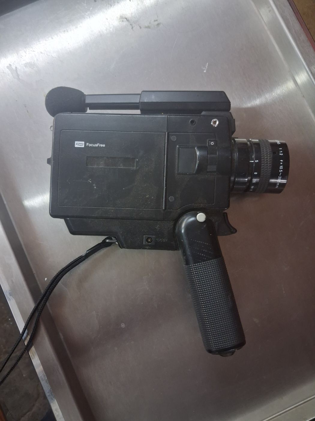 Videocámara antigua FocusFree para coleccionistas
