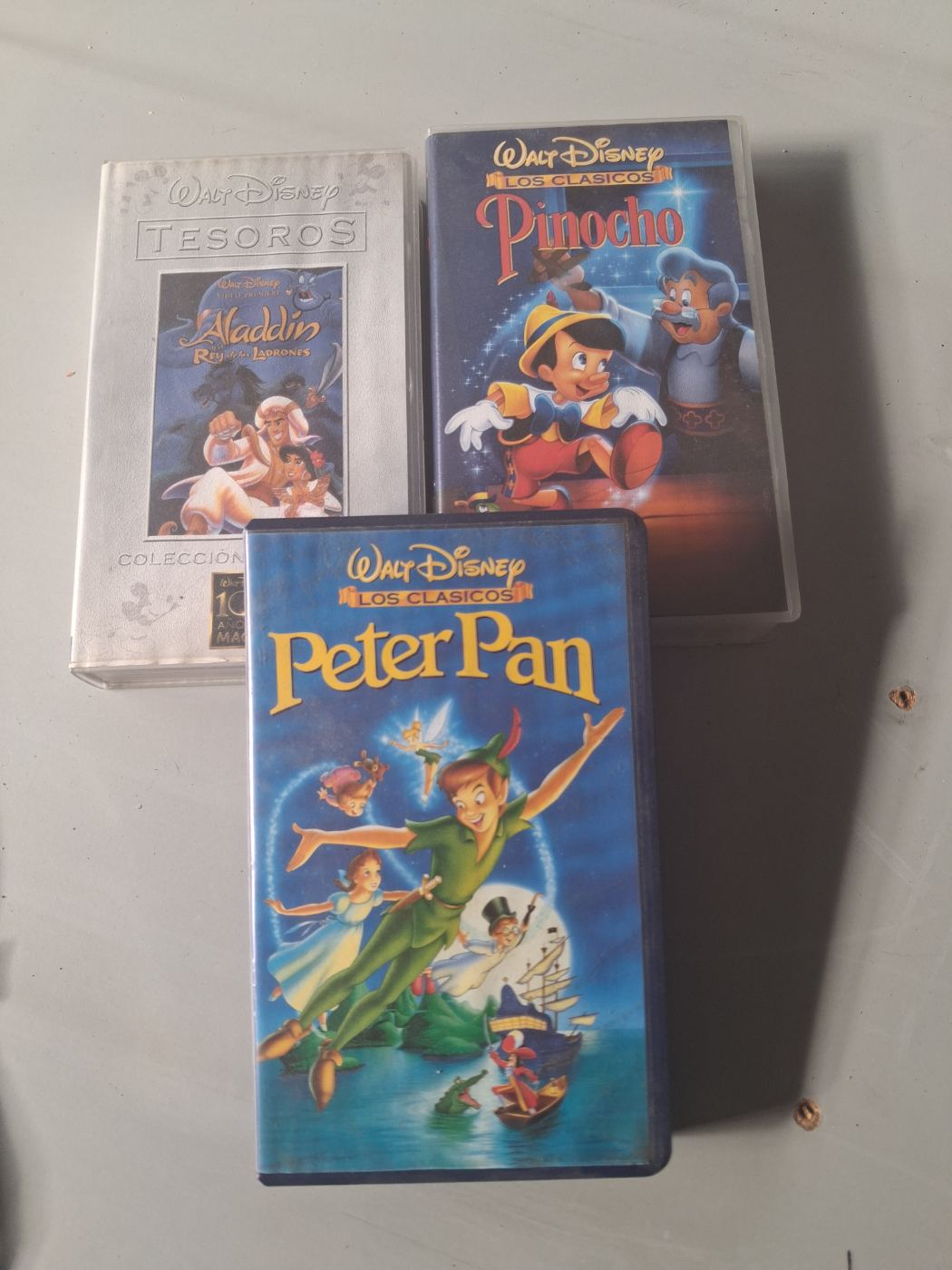 3 cintas VHS clásicas Disney de cine infantil